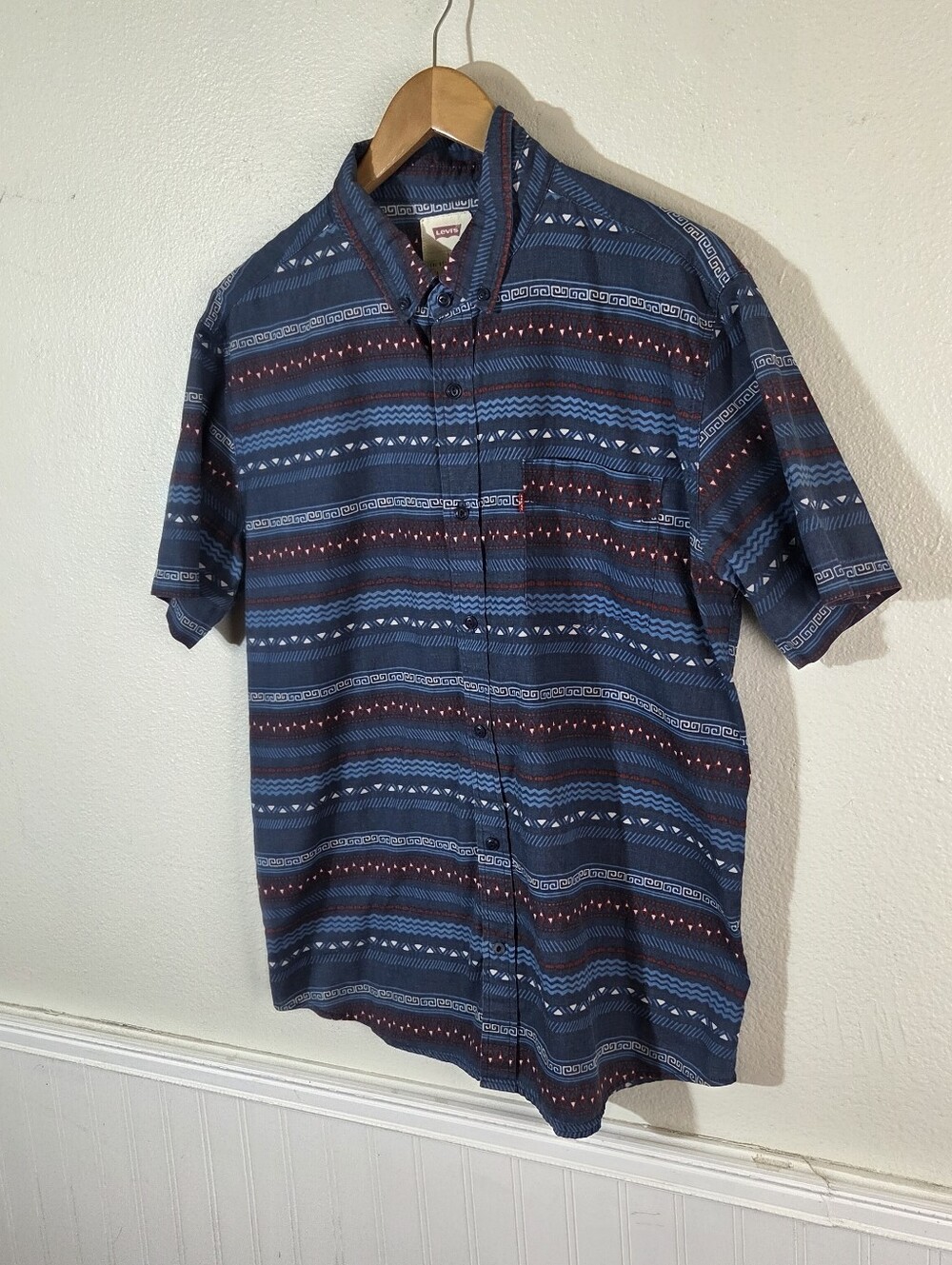 Levis Mens L Short Sleeve Button Up Shirt Blue Southwestern Aztec Print